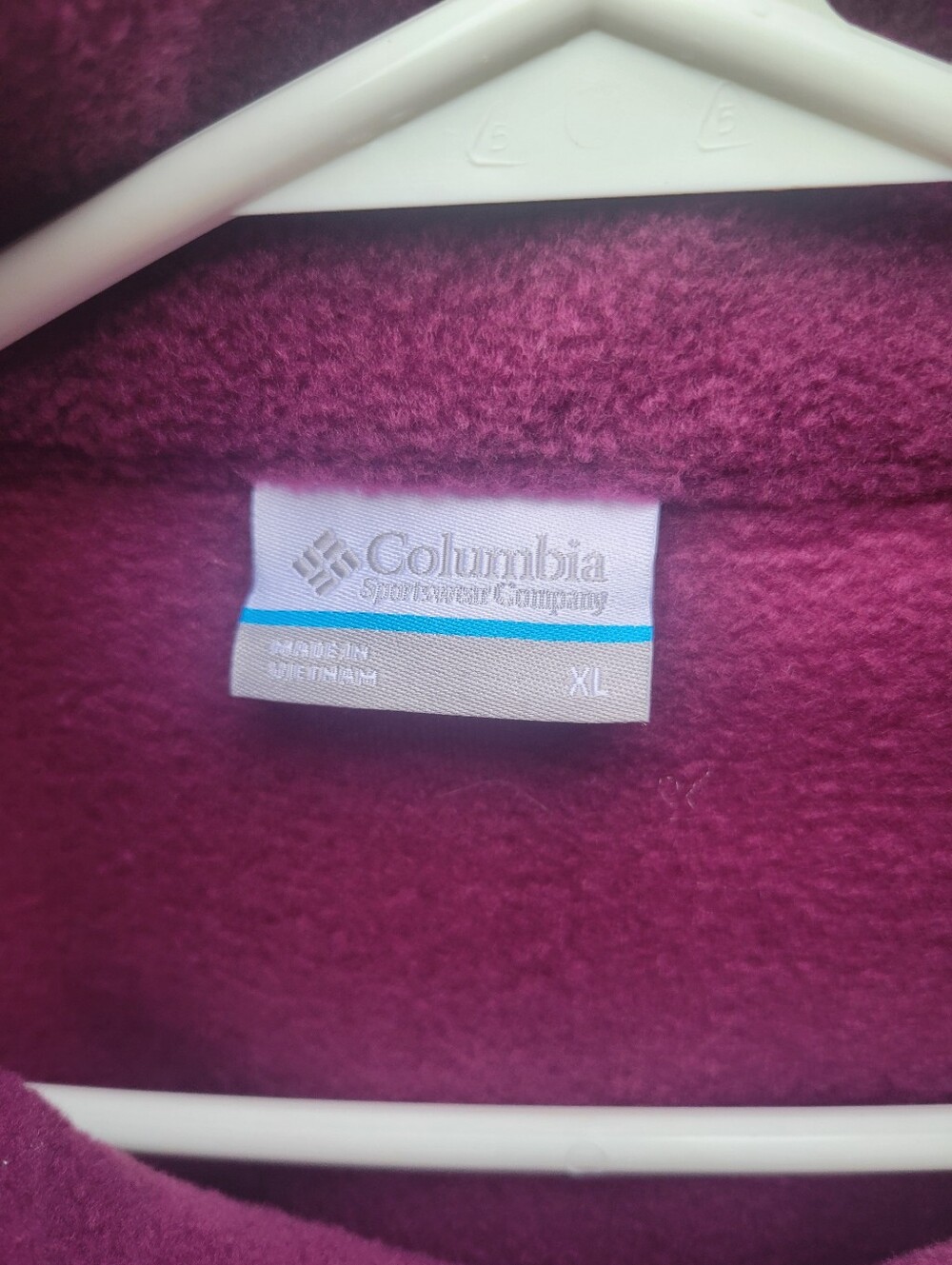 Columbia Women's XL Full Zip Fleece Jacket Plum Purple Zip Pockets Outdoor - Picture 3 of 4